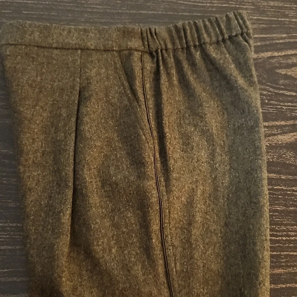 Lafayette 148 New York cashmere back down